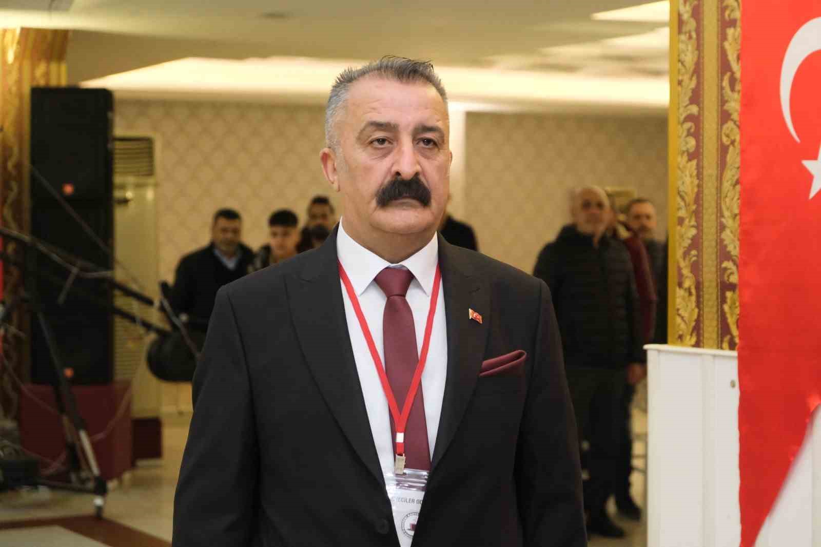 Kahveciler Odası’nda Mustafa Kaya yeniden seçildi
