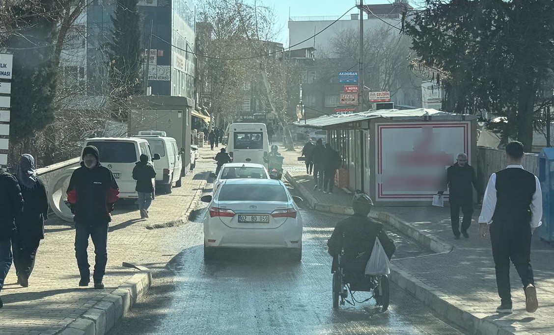 Kaldırım işgalleri pes dedirtiyor
