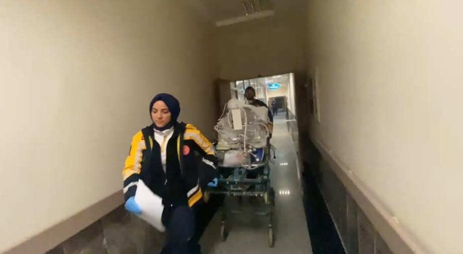 Kalp anomalisi tespit edilen bebek uçak ambulansla Konya’ya sevk edildi
