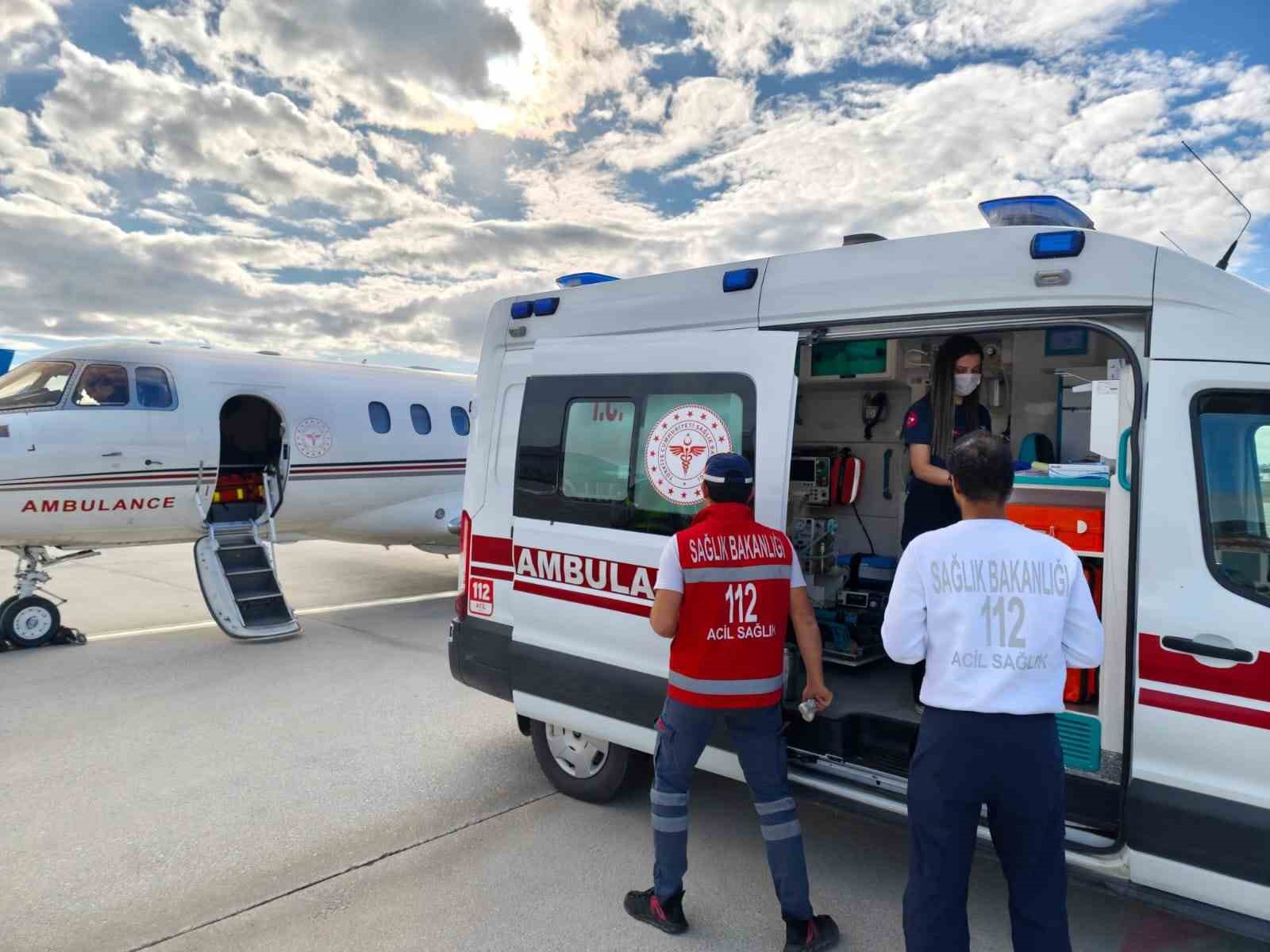 Kalp hastası bebek ambulans uçakla İstanbul’a sevk edildi
