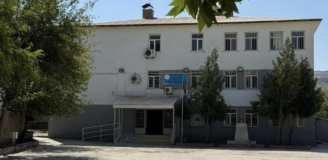 Kalp krizi sonucu vefat eden 6 yaşındaki Eylül’ün ailesi taziyeleri kabul etmeye başladı
