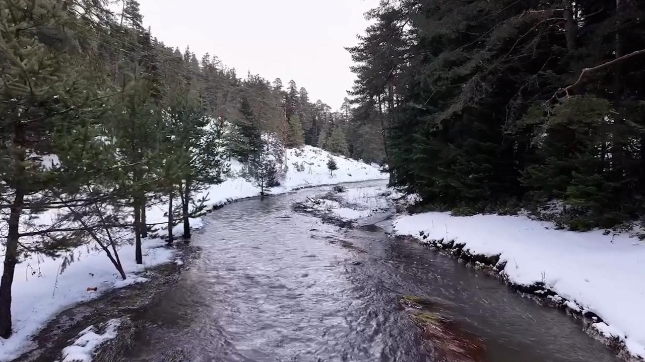 Kamp severlerin uğrak noktası Aladağlar’da kış güzelliği
