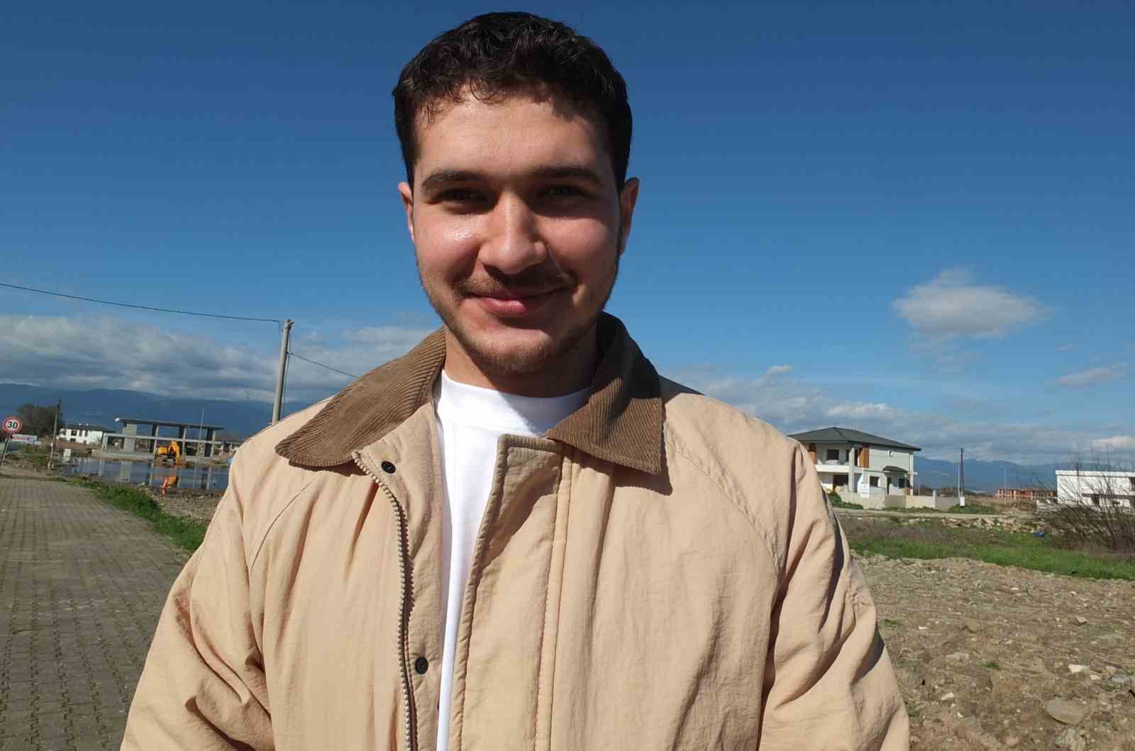 Kanalizasyon şebekesi çöktü inşaatlar su içinde kaldı
Kanalizasyon şebekesi çöktü inşaatlar su içinde kaldı