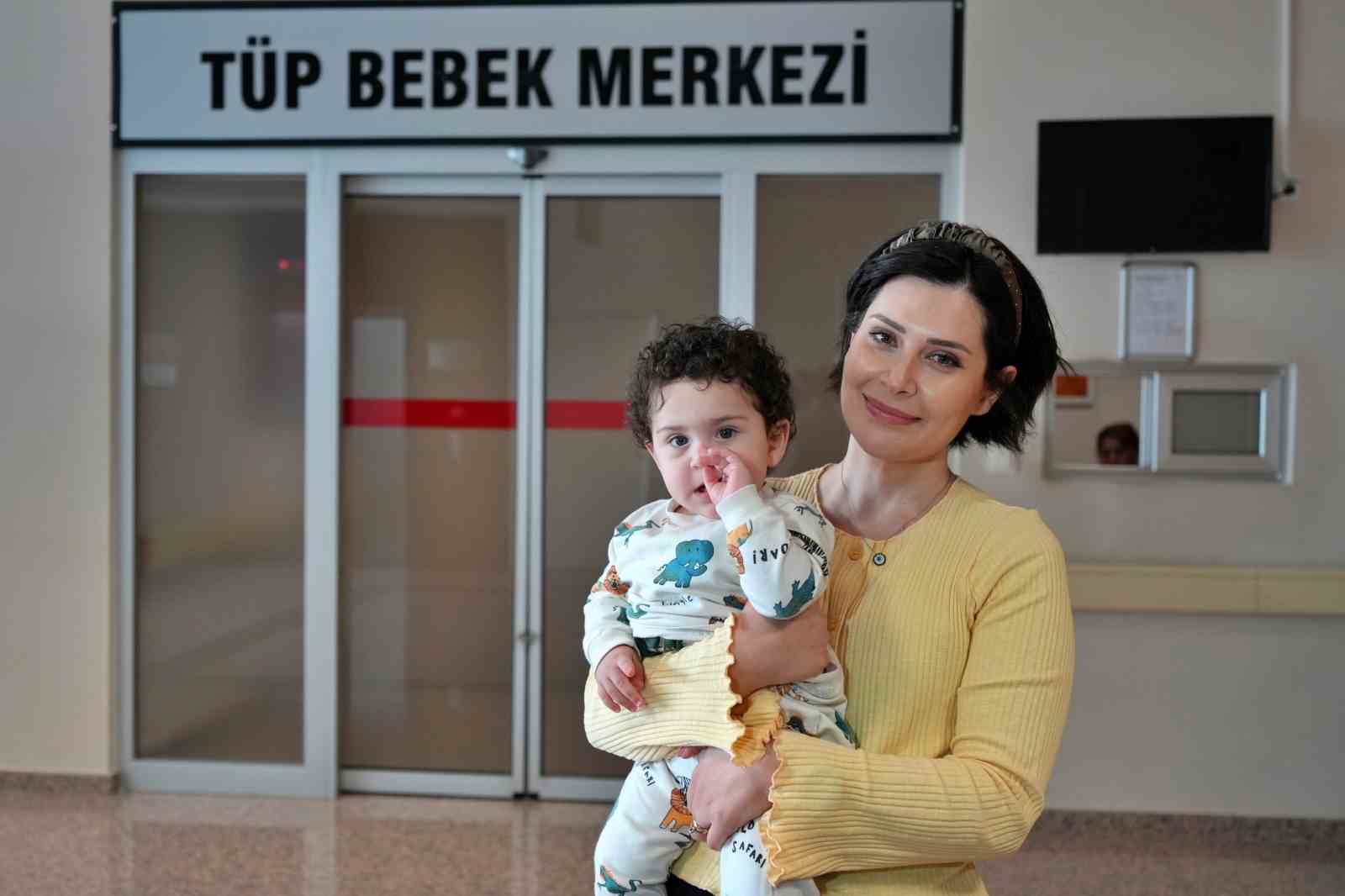 Kanseri yendi, annelikten vazgeçmedi: Dondurulan embriyolar tutmadı, ‘Can’ geldi
