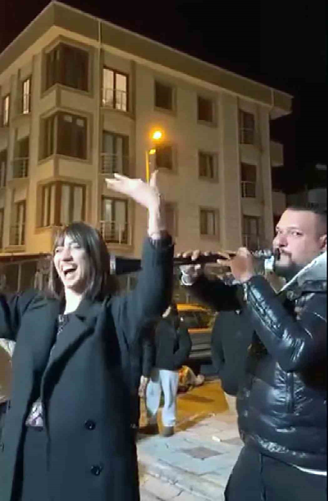 Kanseri yendi, davul-zurna ile kutladı
