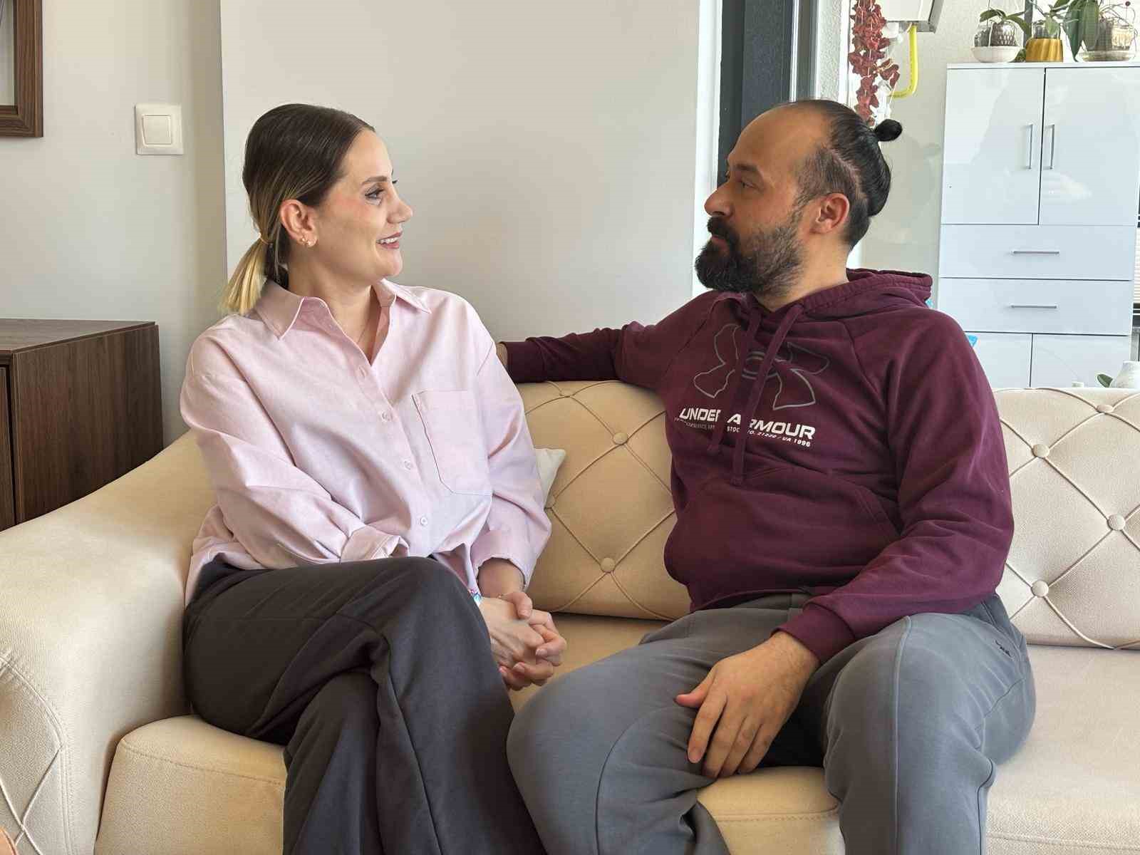 Kanserle savaşmıyor ’misafir’ gibi karşılıyor
Kanserle savaşmıyor ’misafir’ gibi karşılıyor