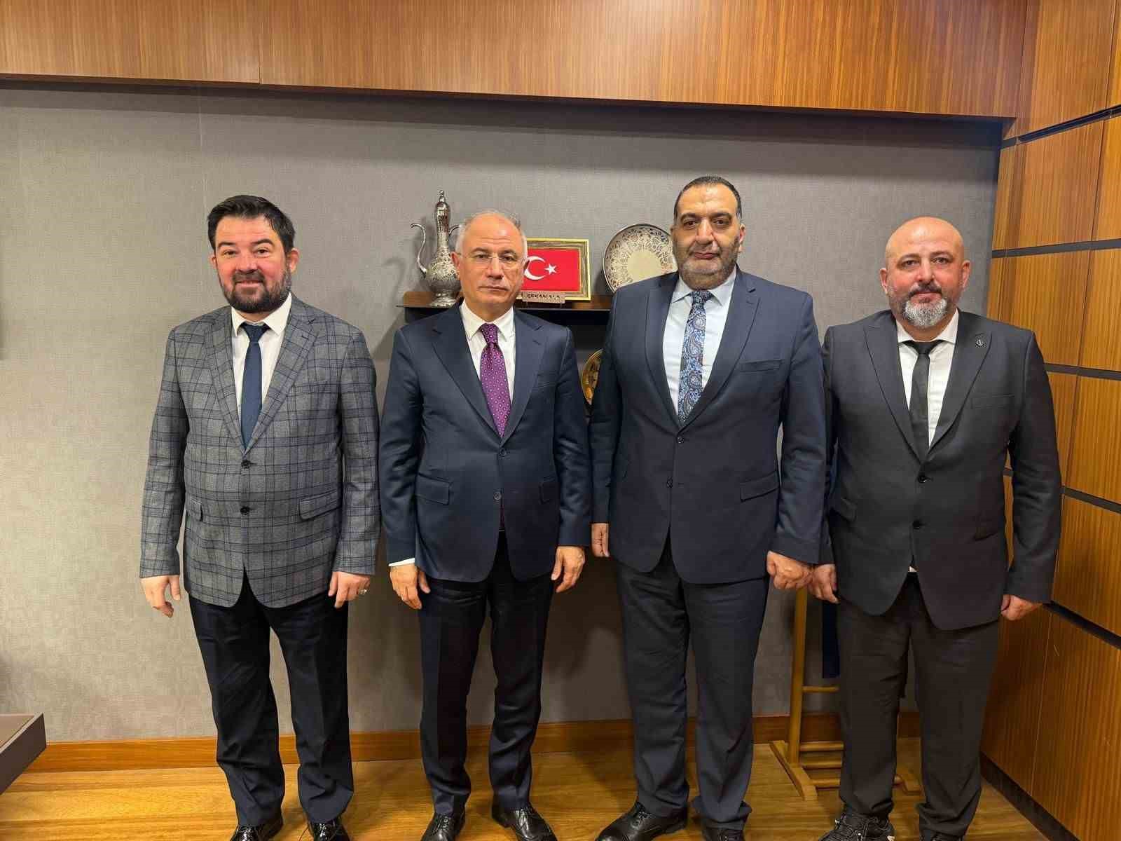 Kantincilere, Bakan Tekin’den kira müjdesi
