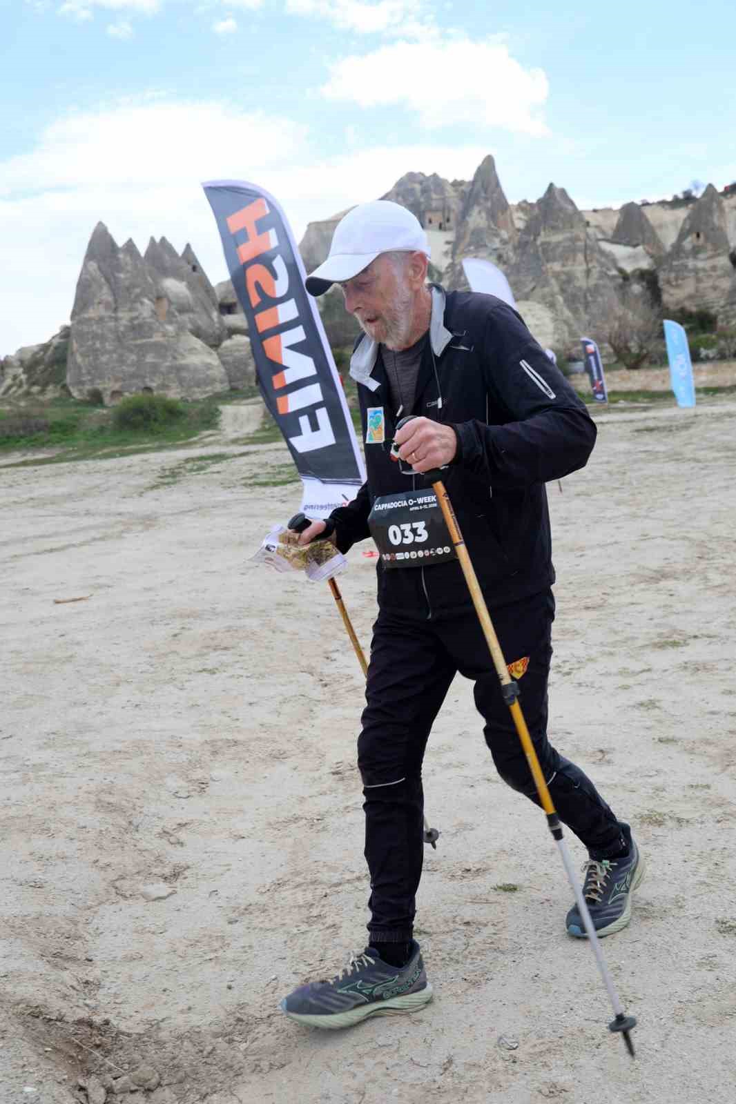 Kapadokya’da sporcular hem zamana hem zorlu doğa şartlarına meydan okudu

