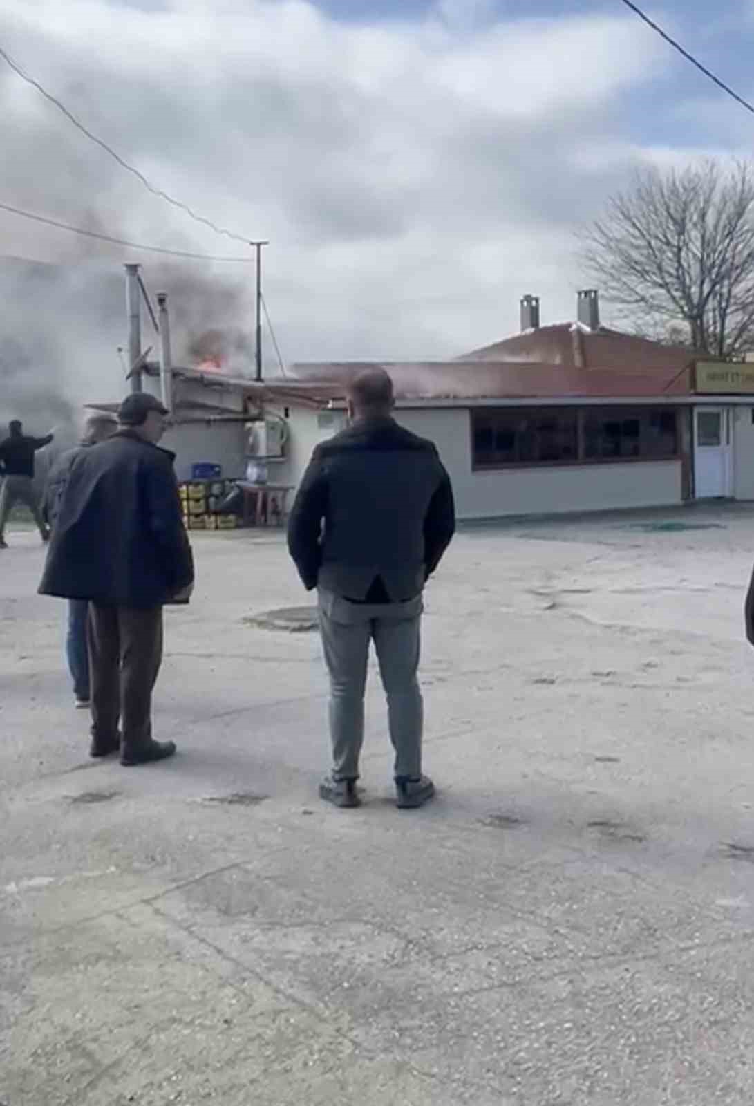 Kapaklı’da lokanta yangını
