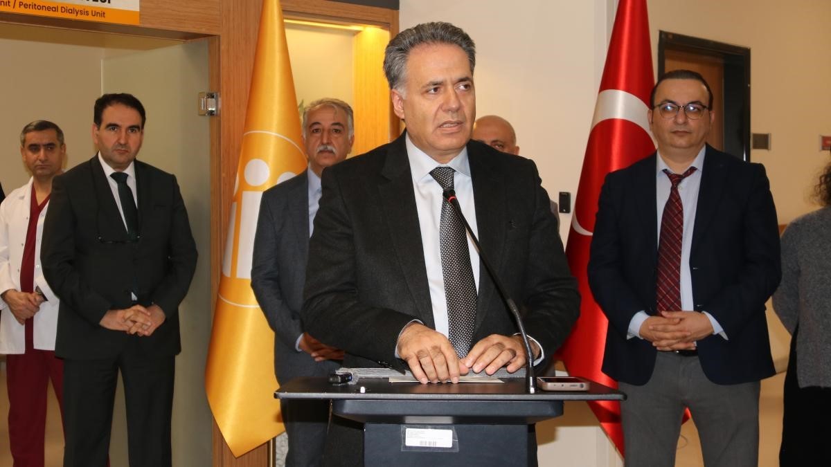 Kapasitesi büyütülen TÖTM hemodiyaliz ünitesi yeni yerinde hizmete açıldı
