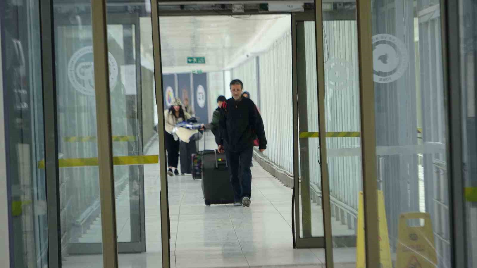 Kapıköy Gümrük Kapısı’nda geçişler kontrollü sürüyor
