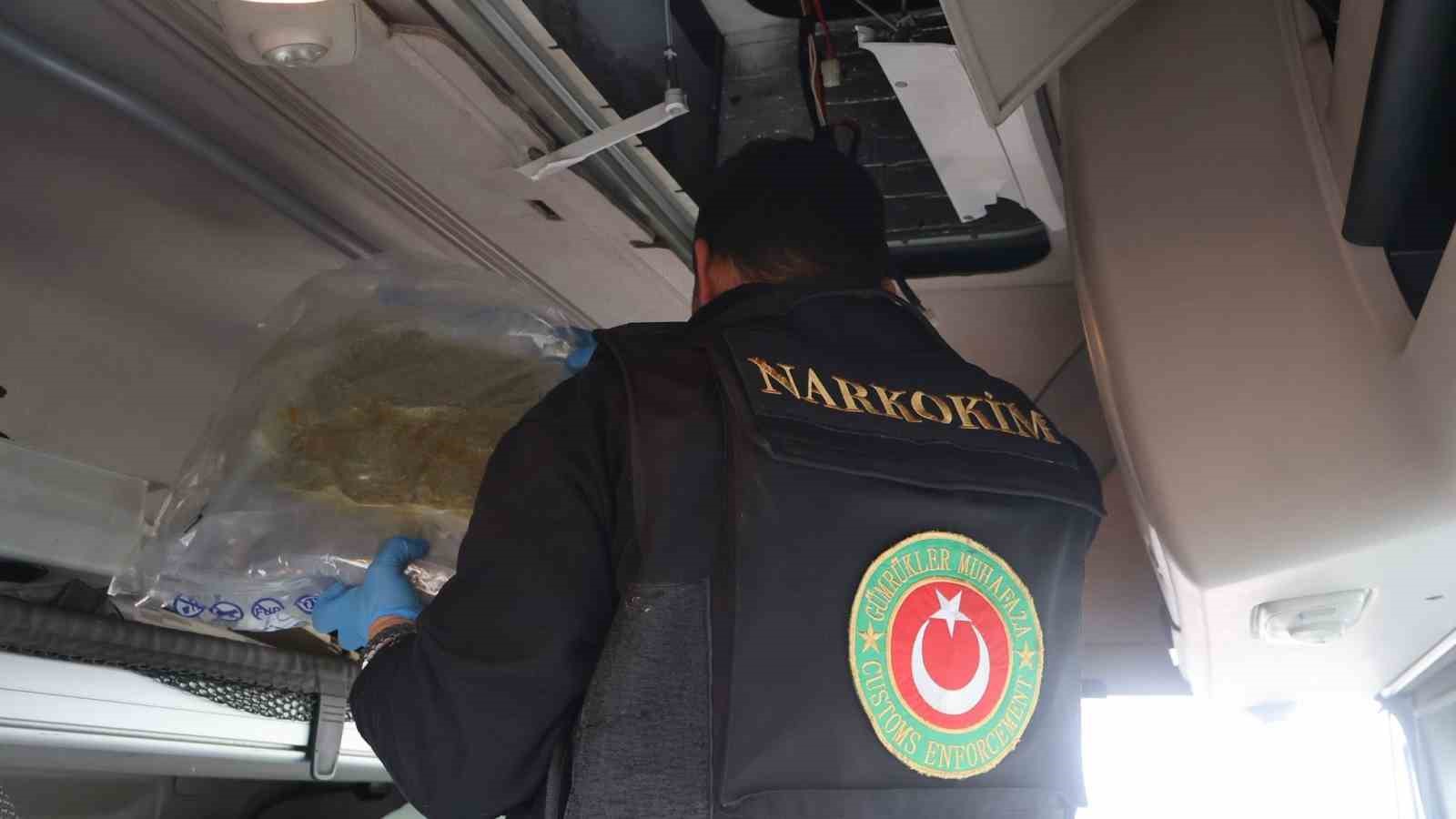 Kapıkule’de 144 kilo esrar ele geçirildi
