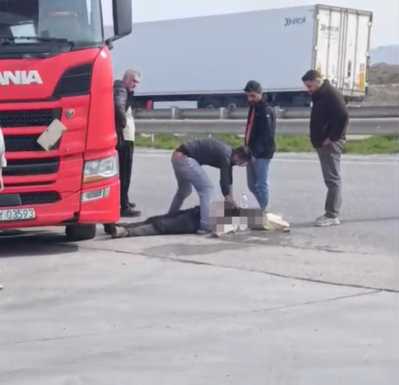 Kapıkule’de fenalaşan tır şoförü hayatını kaybetti
