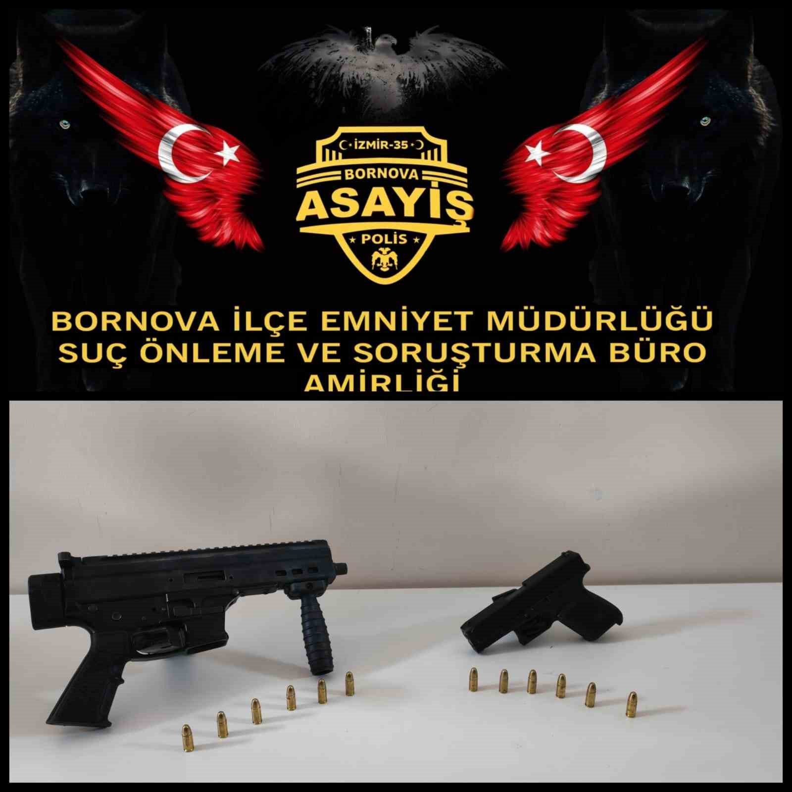 Kapıyı ’polisiz’ diyerek açtırdılar, silahla vurup 550 bin lira parayı çaldılar
