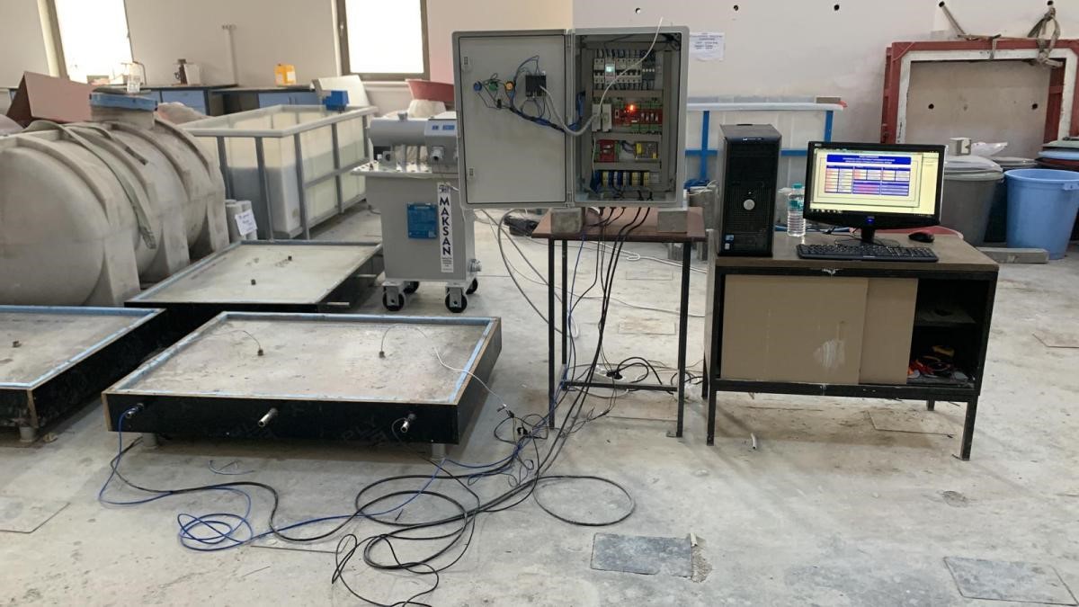 Kar ve buzlanmaya karşı ısınabilen beton
Kar ve buzlanmaya karşı ısınabilen beton