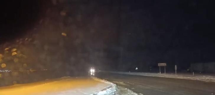 Kar ve tipi nedeniyle kapanan Kayseri-Malatya Karayolu trafiğe açıldı

