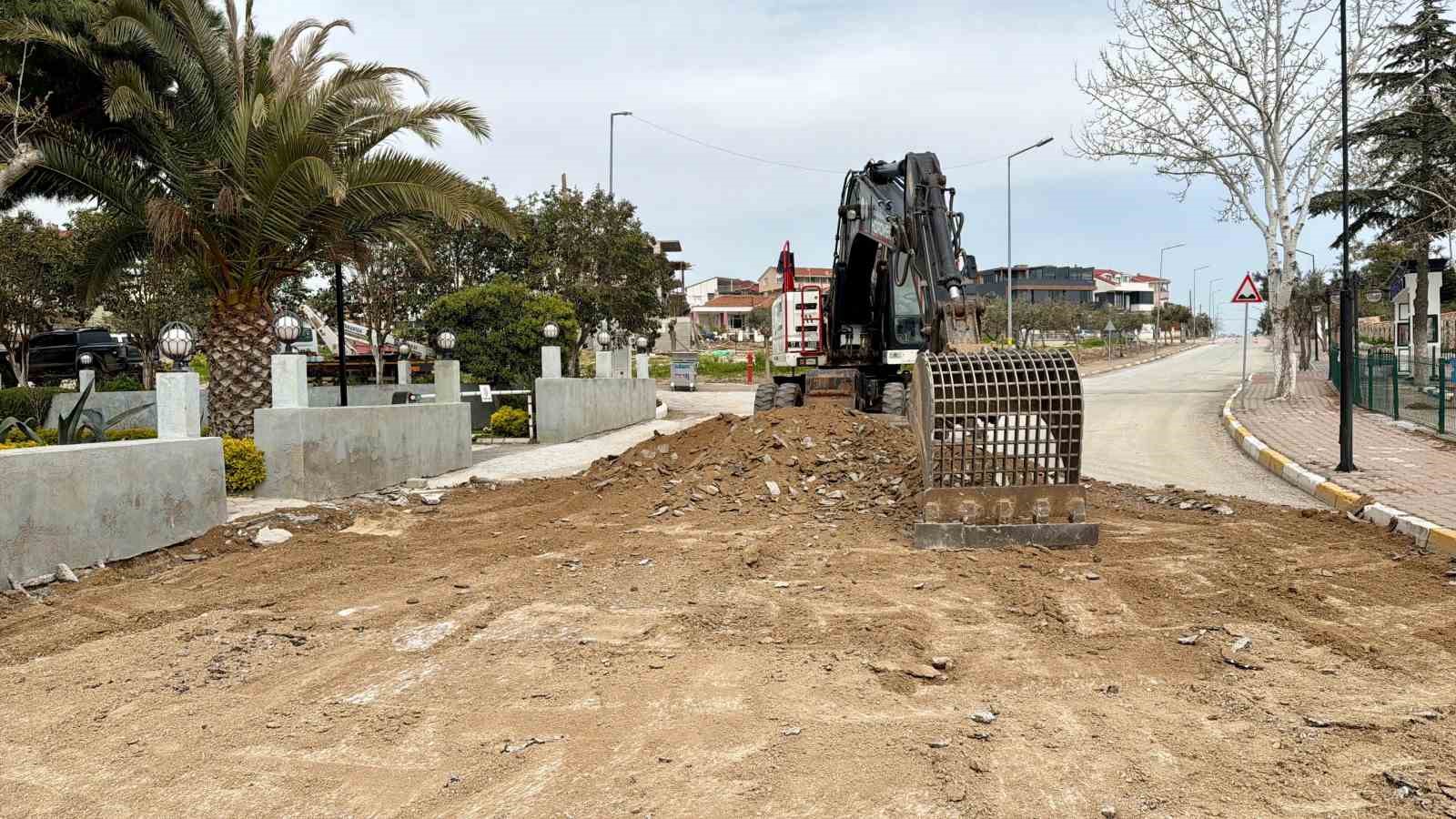 Karabiga’nın kalbinde yenileme çalışmaları başladı
