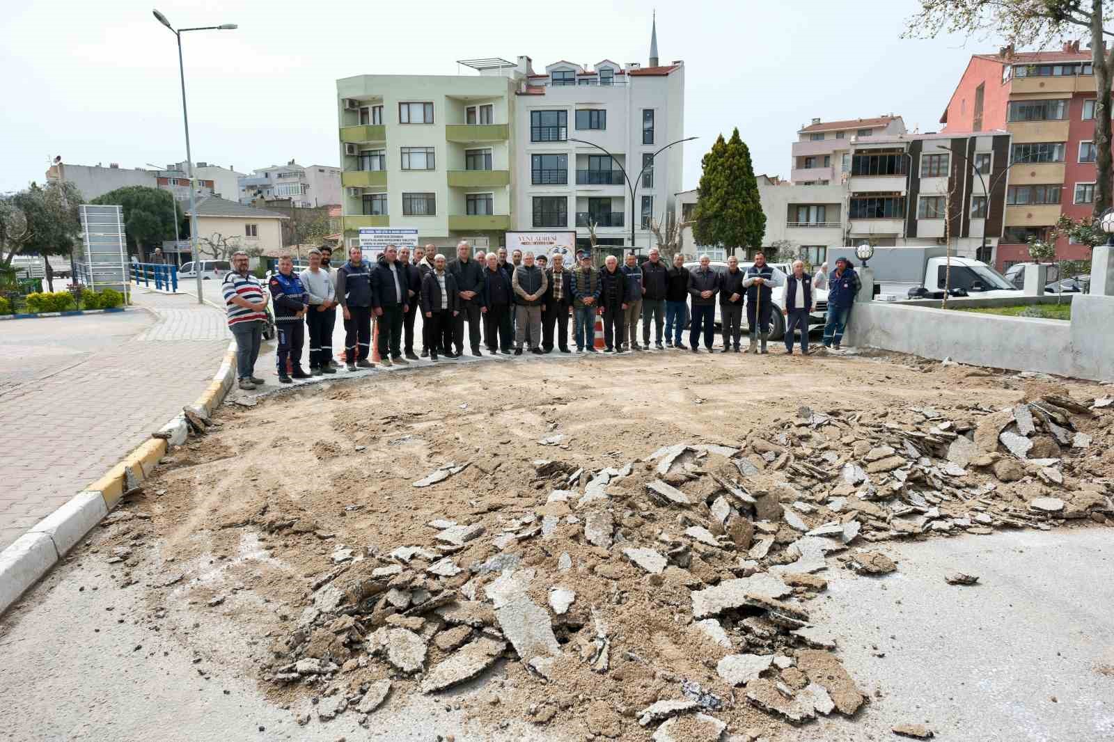 Karabiga’nın kalbinde yenileme çalışmaları başladı
