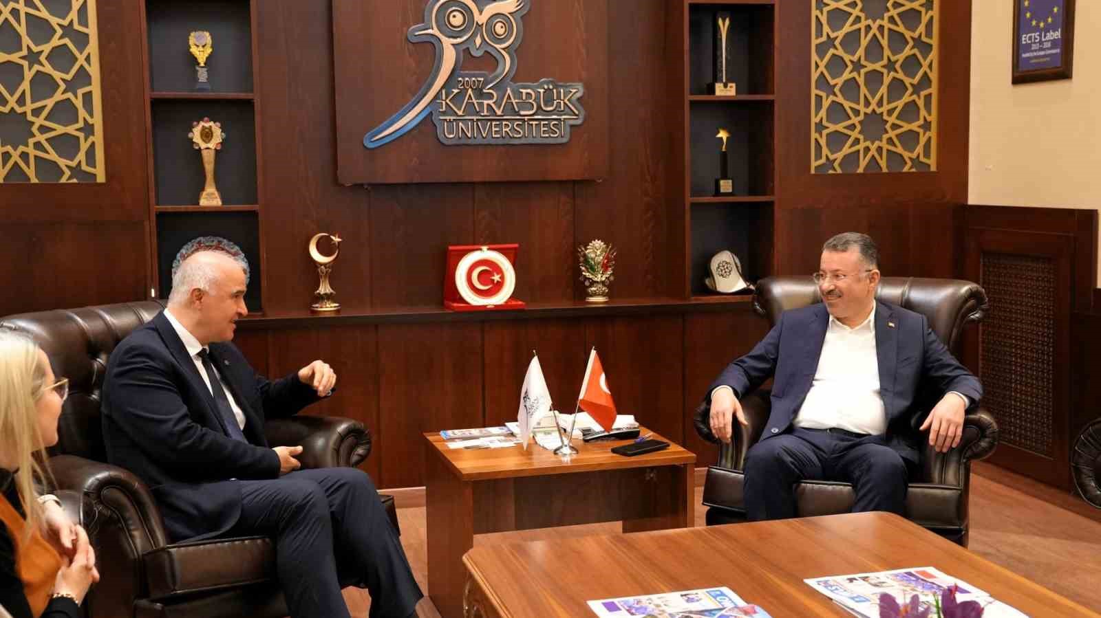 Karabük Bartınlılar Derneği’nden Prof. Dr. Fatih Kırışık’a ziyaret
