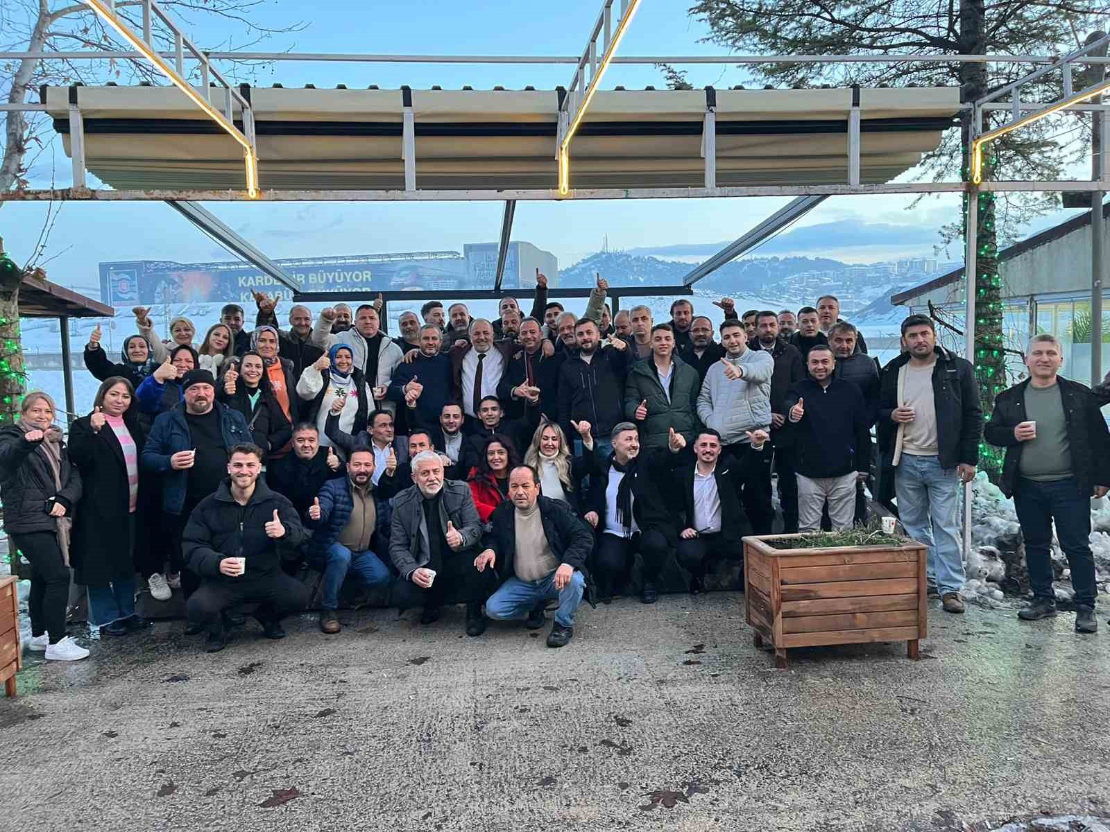 Karabük Berberler ve Kuaförler Odasında Işık güven tazeledi
Karabük Berberler ve Kuaförler Odasında Işık güven tazeledi