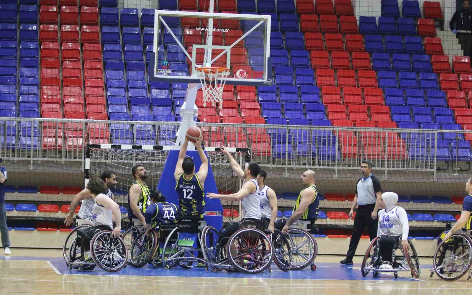 Karabük Demir Kartal, sahasında Fenerbahçe’ye mağlup oldu
