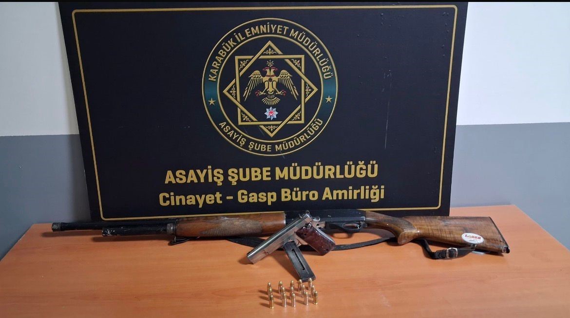 Karabük’te 15 günlük asayiş bilançosu: 47 aranan şahıs yakalandı
Karabük’te 15 günlük asayiş bilançosu: 47 aranan şahıs yakalandı