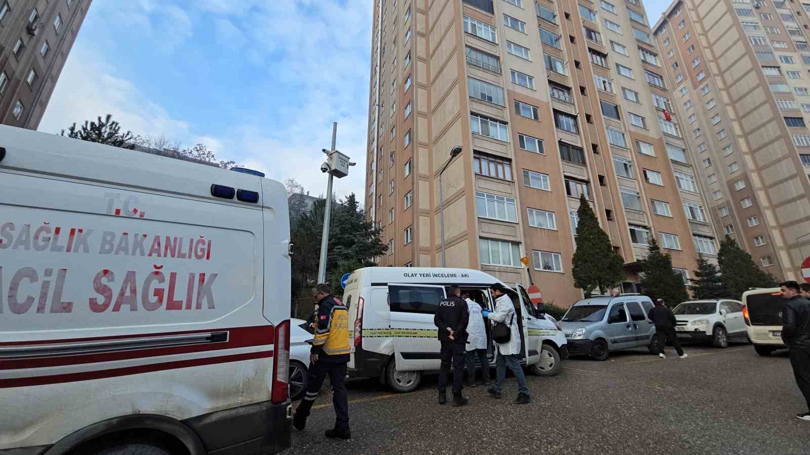 Karabük’te 5. kattan düşen yaşlı kadın yaşamını yitirdi
