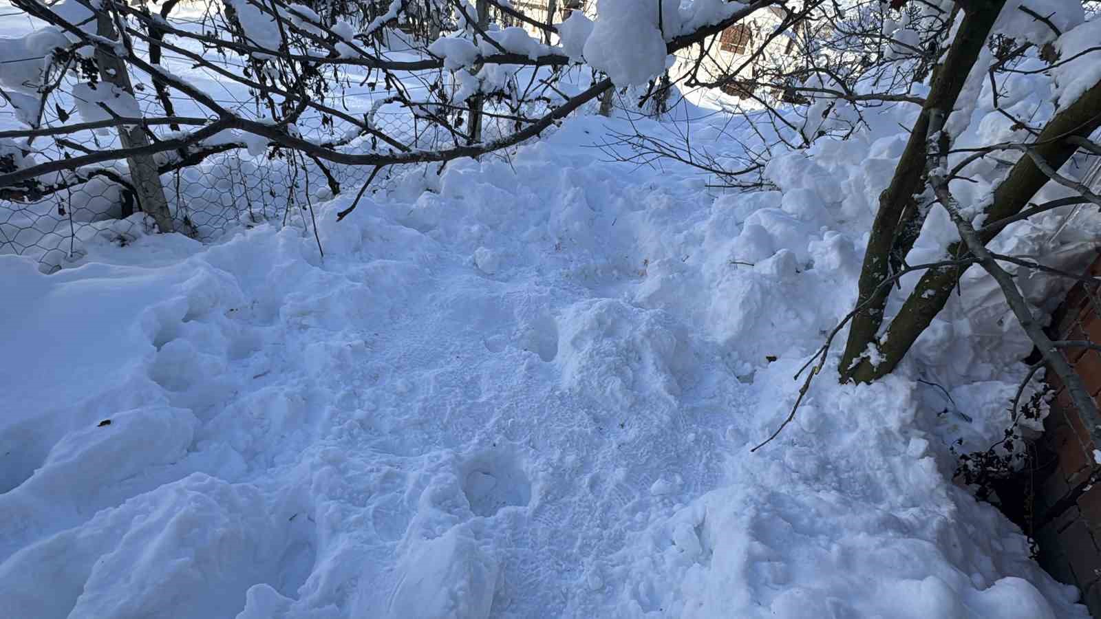 Karabük’te 80 yaşındaki kadın donmuş halde ölü bulundu
