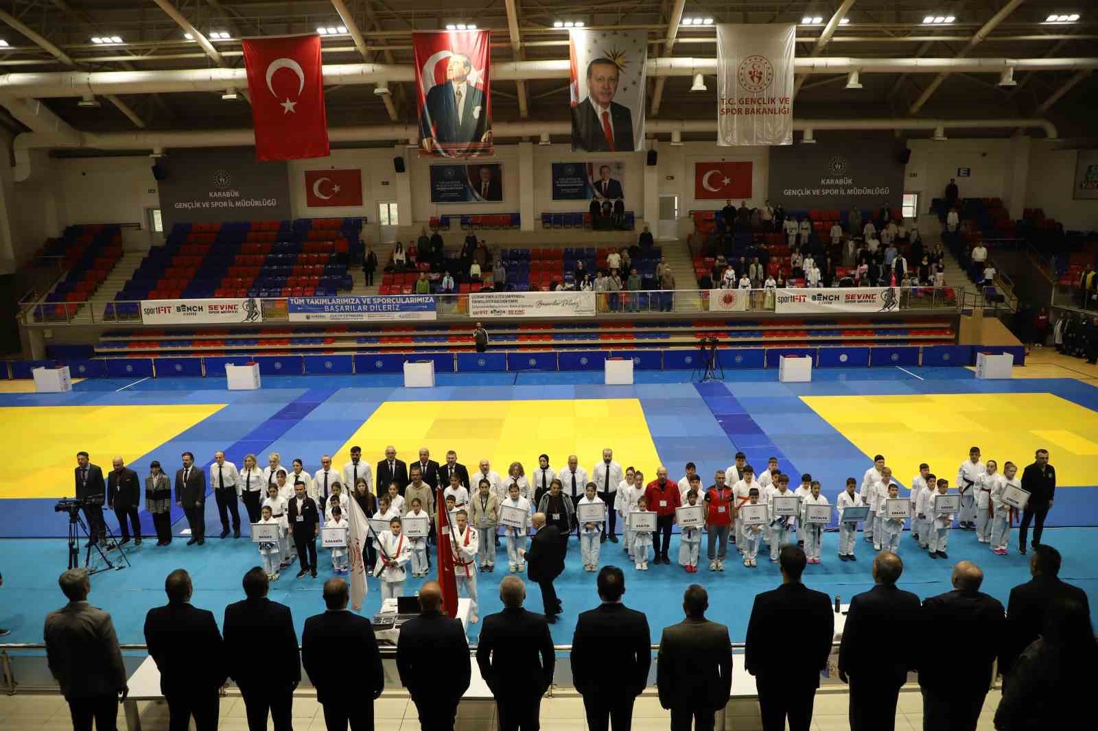 Karabük’te Ju Jitsu Şampiyonası başladı
