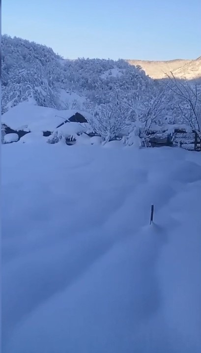 Karabük’te köylerde kar kalınlığı 1.5 metreyi aştı
