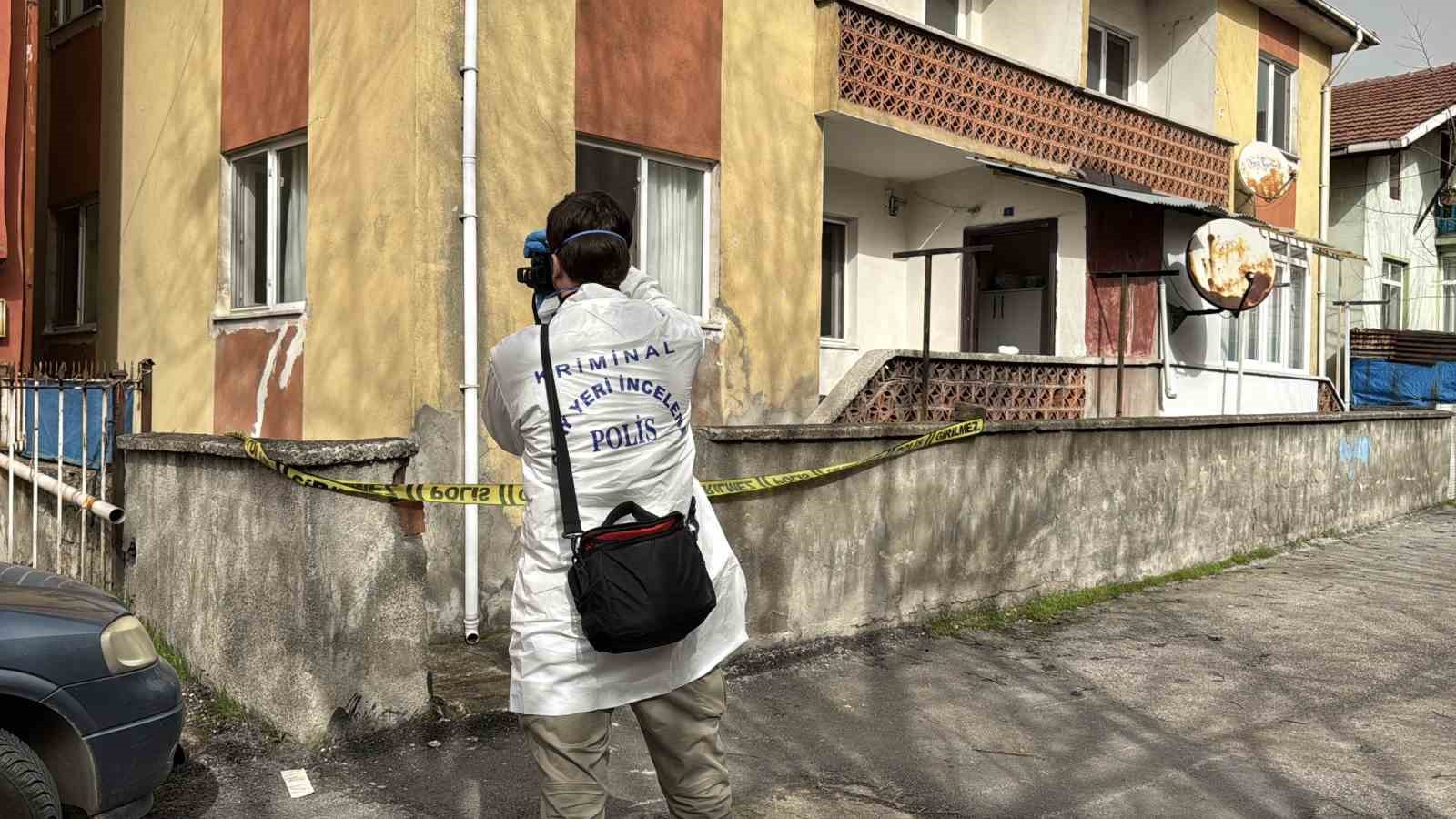 Karabük’te soba faciası: Karbonmonoksitten etkilenen çift hastaneye kaldırıldı
