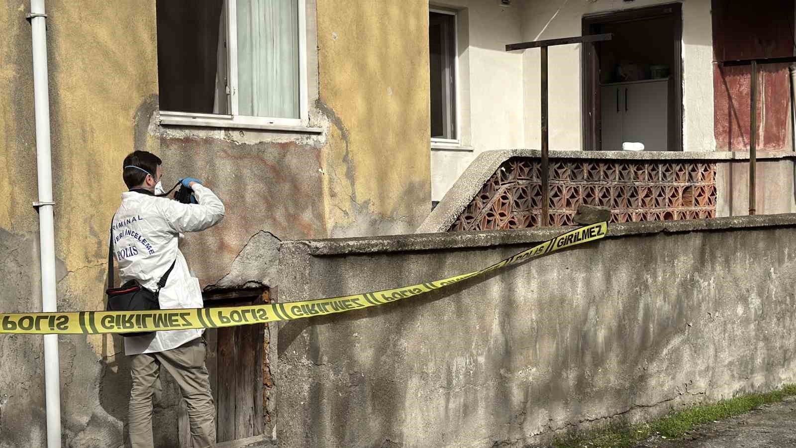 Karabük’te soba faciası: Karbonmonoksitten etkilenen çift hastaneye kaldırıldı
