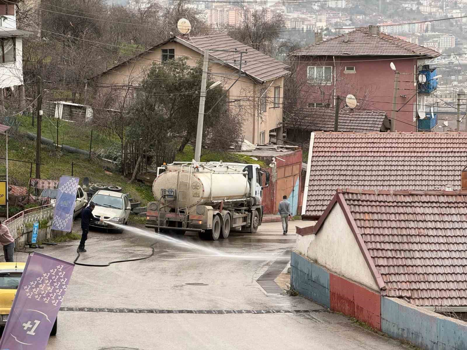 Karabük’te yol ve kaldırım seferberliği devam ediyor
