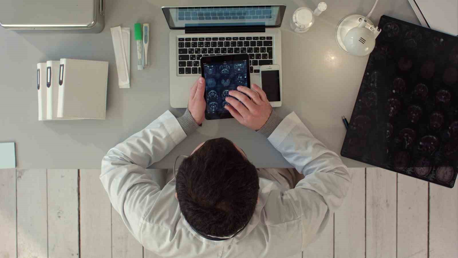 Karabük’ten 4 ülkeye sağlık yazılımı ihracı
Karabük’ten 4 ülkeye sağlık yazılımı ihracı