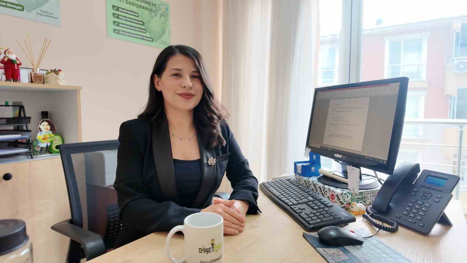 Karacabey Belediyesi’nden oruç tutanlara uzman desteği
Karacabey Belediyesi’nden oruç tutanlara uzman desteği