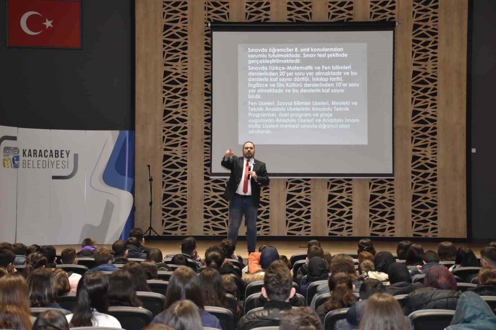 Karacabey Belediyesi’nden sınav sürecindeki öğrencilere destek
