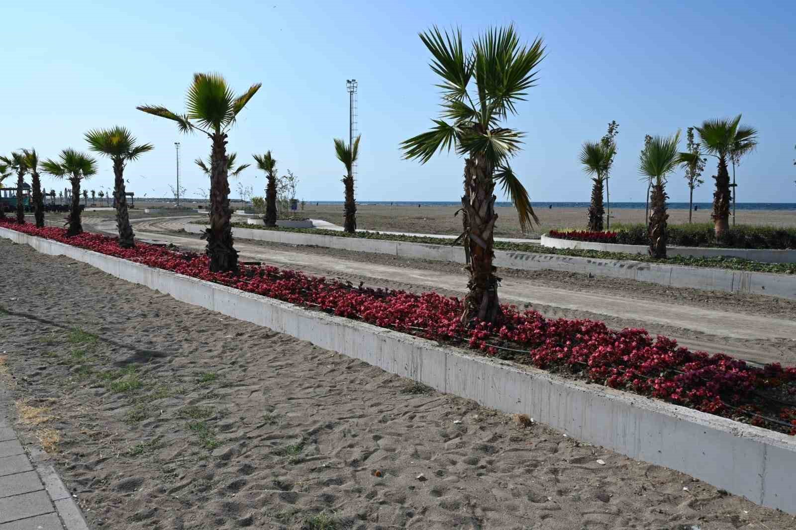 Karacabey’de park ve bahçelerde göz dolduran çalışmalar
Karacabey’de park ve bahçelerde göz dolduran çalışmalar