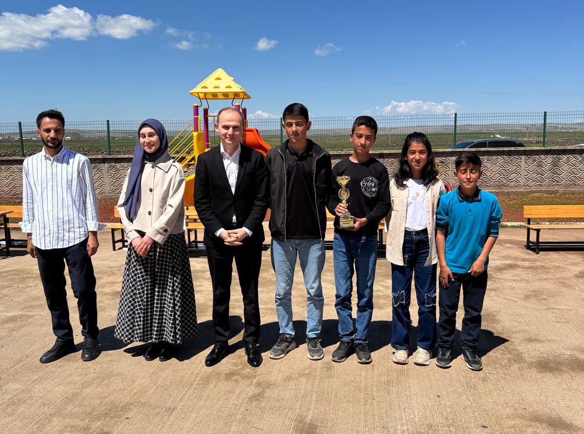 Karacadağ bölgesi’nde okullar arası bilgi yarışması düzenlendi
