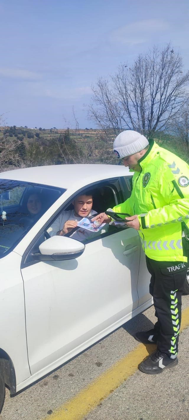 Karacasu’da bayramda trafik ekipleri sahada
