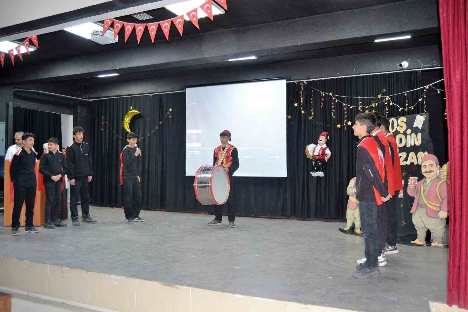 Karaçoban’da "Maarifin kalbinde ramazan" etkinlikleri
