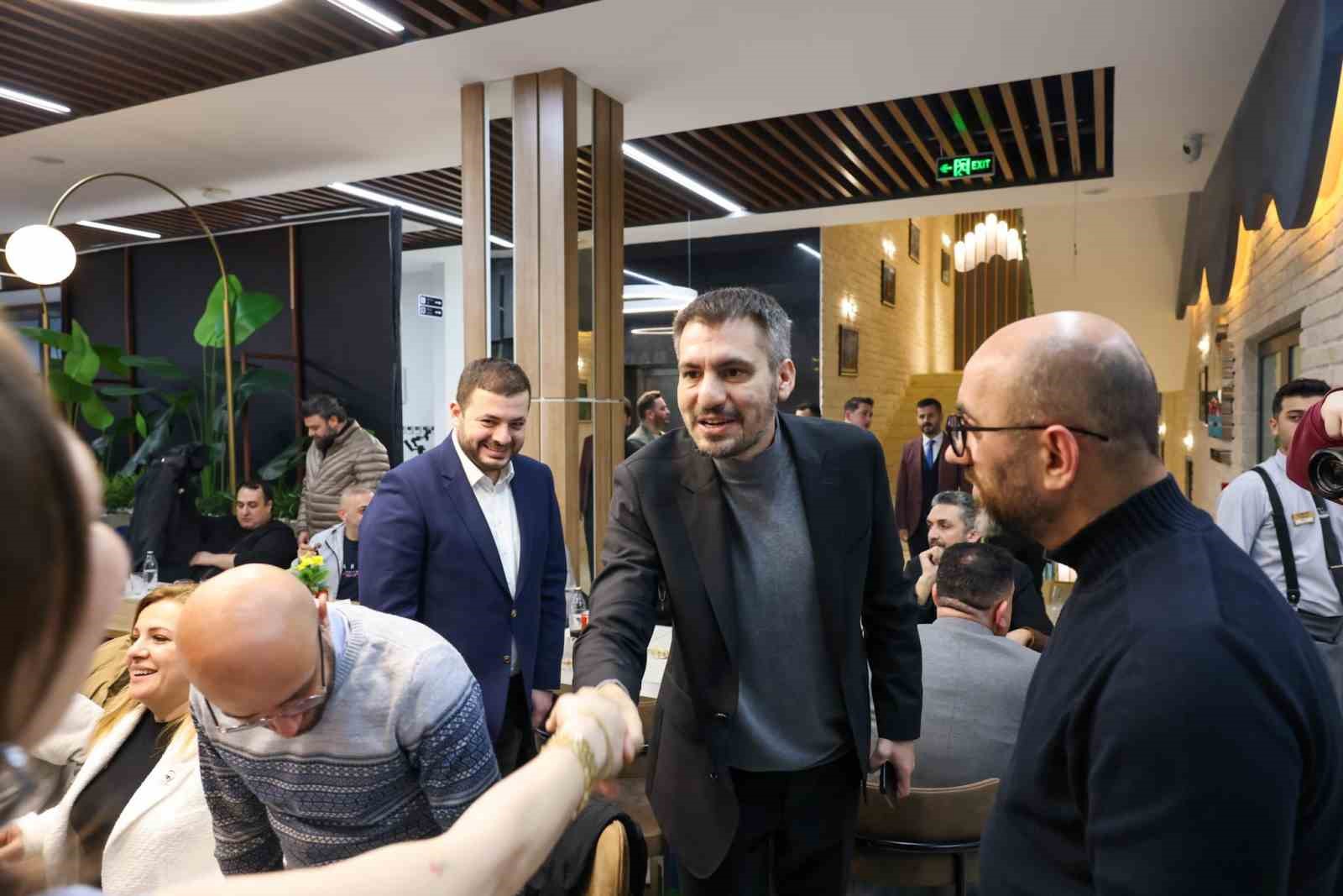 Karadeniz’e karşı radyo buluşması: Arnavutköy’de mikrofonlar aynı masada
