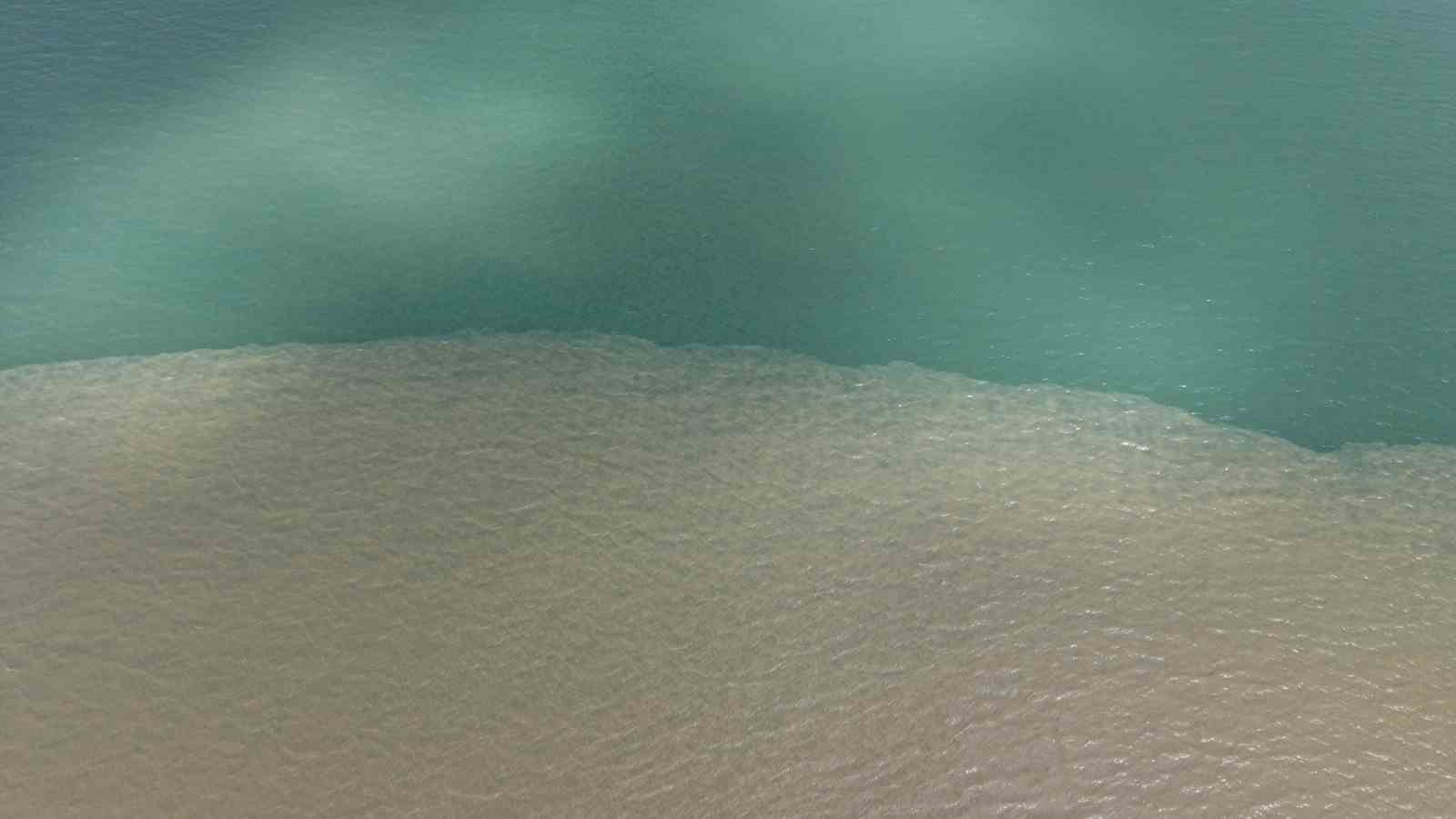 Karadeniz’in rengi kahverengiye döndü
