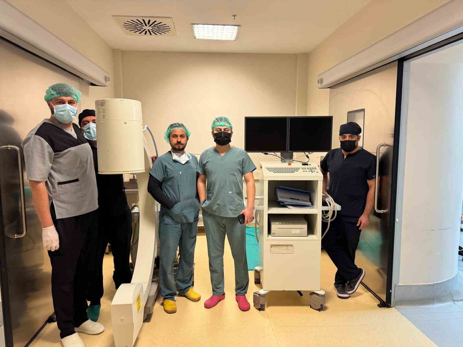 Karakoçan Devlet Hastanesi’nde ortopedi ameliyatları başladı
