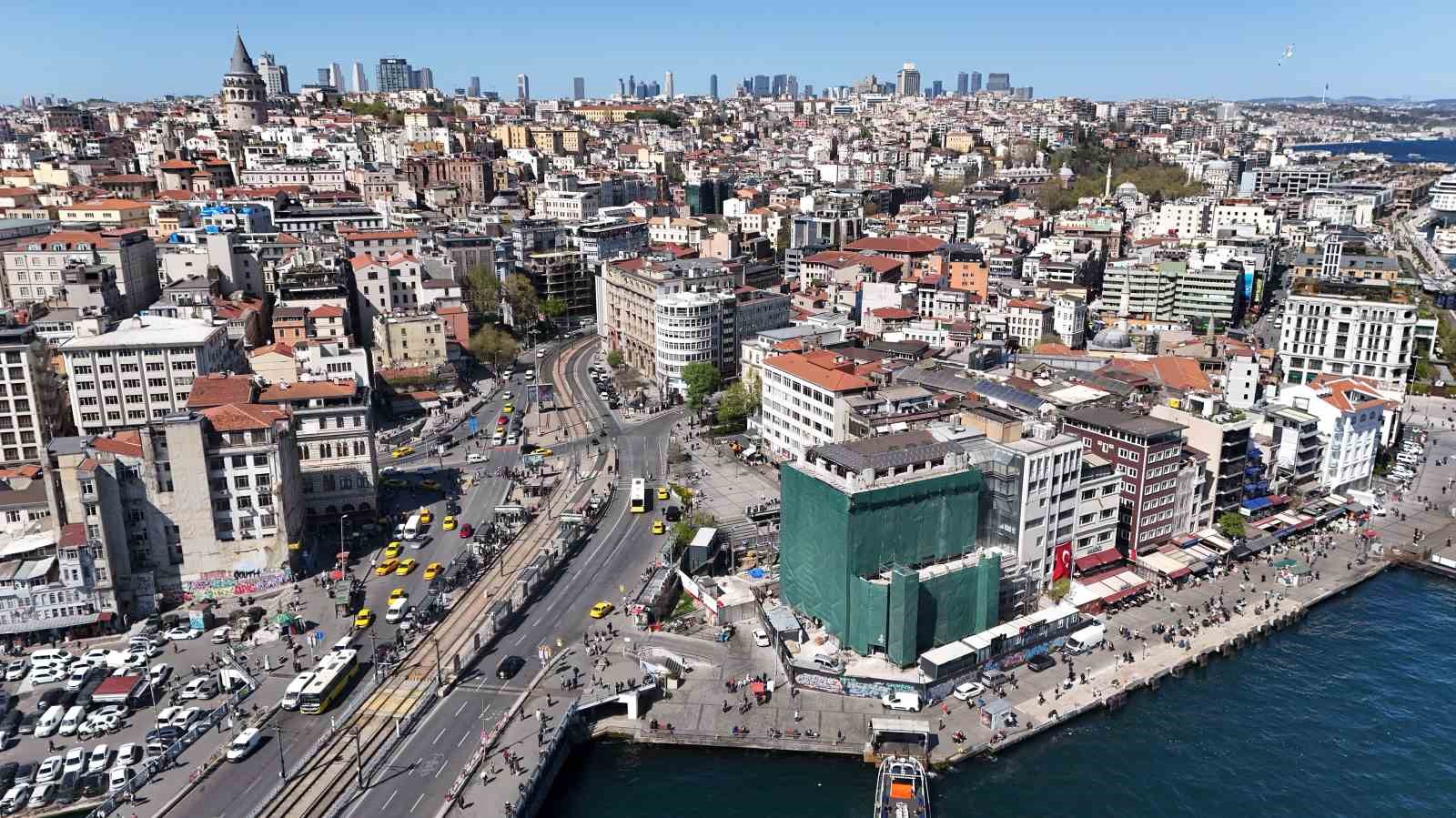Karaköy’de 68 yıl önce yıkılan cami ihya ediliyor
