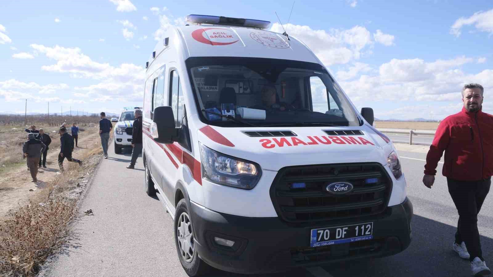 Karaman’da gelincik toplarken otomobilin çarptığı yaşlı kadın hayatını kaybetti
