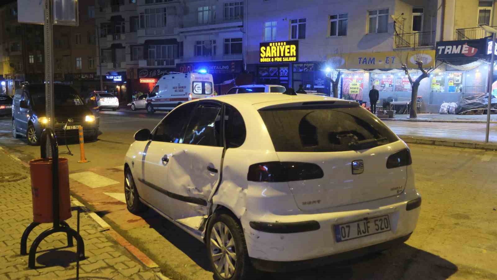 Karaman’da otomobiller çarpıştı: 1 yaralı
