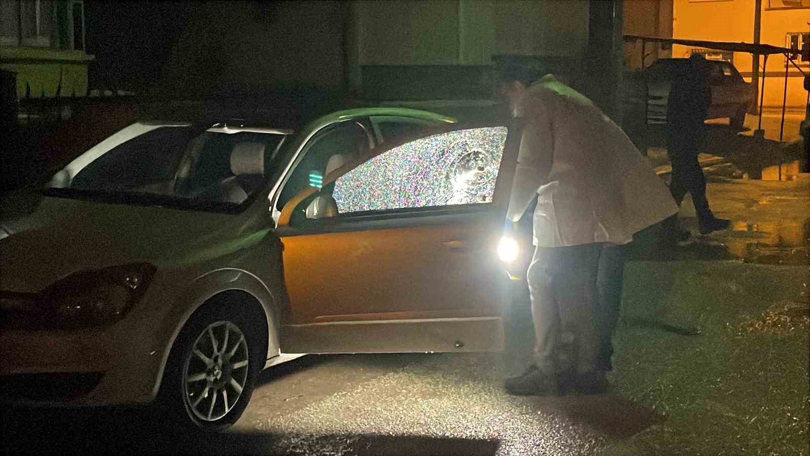 Karaman’da tüfekle rastgele ateş açıldı: Araç ve ev zarar gördü
