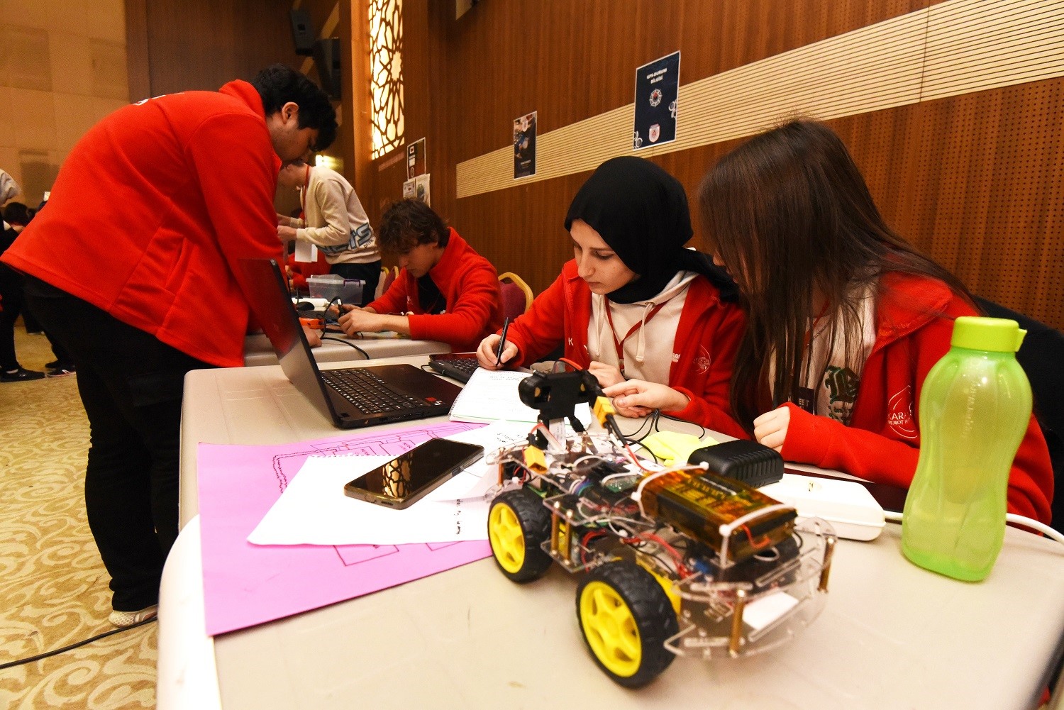 Karatay’da Robot ve Teknoloji Festivali başlıyor
Karatay’da Robot ve Teknoloji Festivali başlıyor