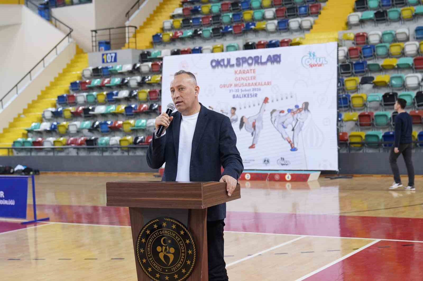 Karate Gençler grup birinciliği Balıkesir’de başladı
