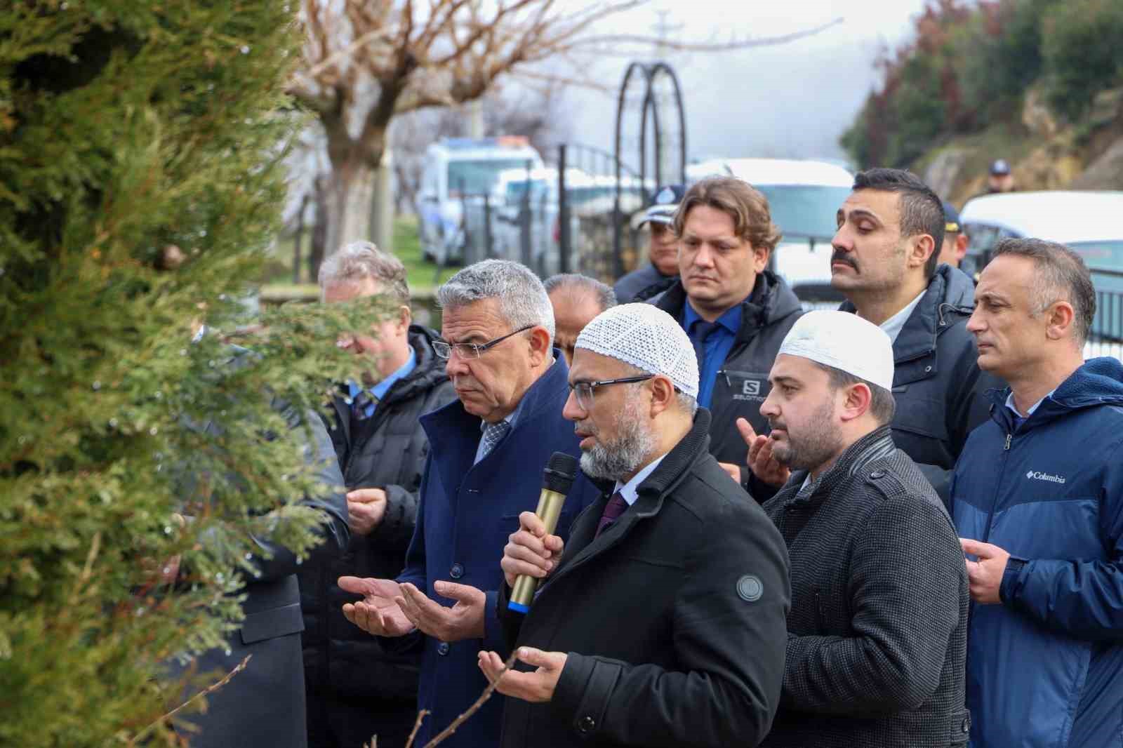 Karatepe şehitleri dualarla anıldı
